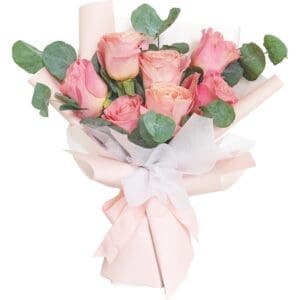 Juliette-Pink-Rose-Bouquet-Pink-Petals